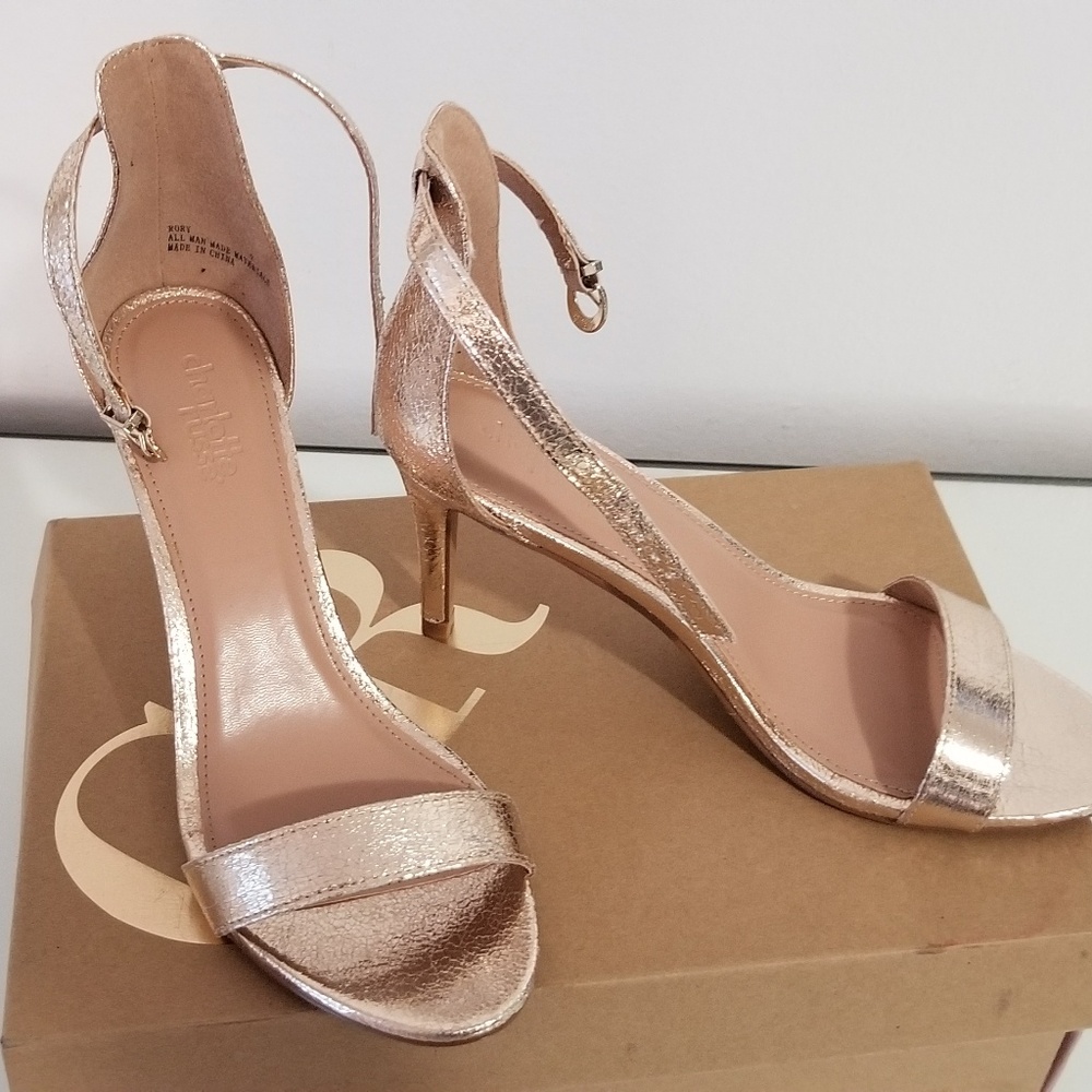 (NEW) Gold strap heel sandals